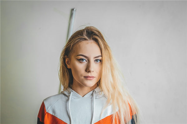 1983年属猪人婚姻发展_83年属什么的生肖_83年属猪人最难熬年龄